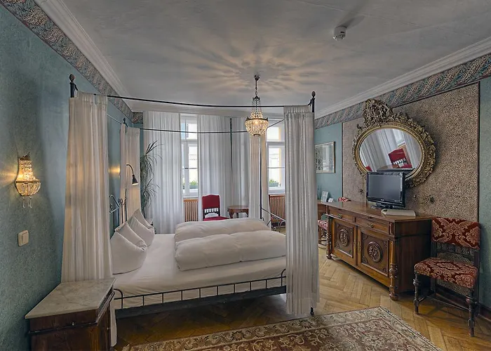 Hotel Orphee - Kleines Haus Ratisbona